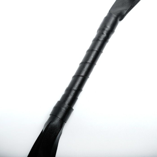 Черная плеть из эко-кожи с витой ручкой - 55 см. - 3
