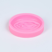 Розовая силиконовая форма в виде вульвы - 1
