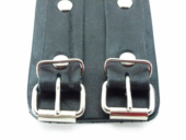 Широкие черные наручники с двумя ремешками - 2