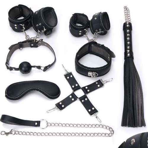 Пикантный черный набор БДСМ: маска, ошейник, кляп, фиксатор, наручники, оковы, плеть - 0