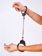Эксклюзивные наручники со сменными цепями - 1