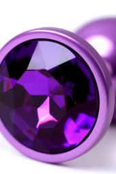Фиолетовый анальный плаг с кристаллом фиолетового цвета - 7,2 см. - 7