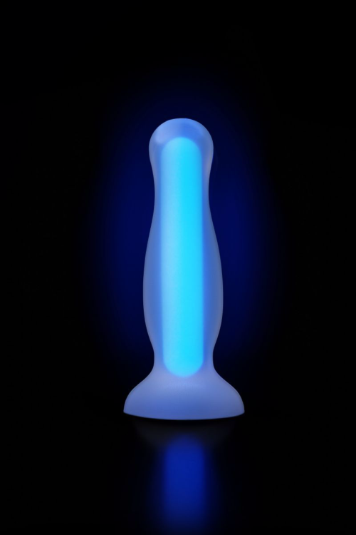 Голубая, светящаяся в темноте анальная втулка Kyle Glow - 10 см. - 10